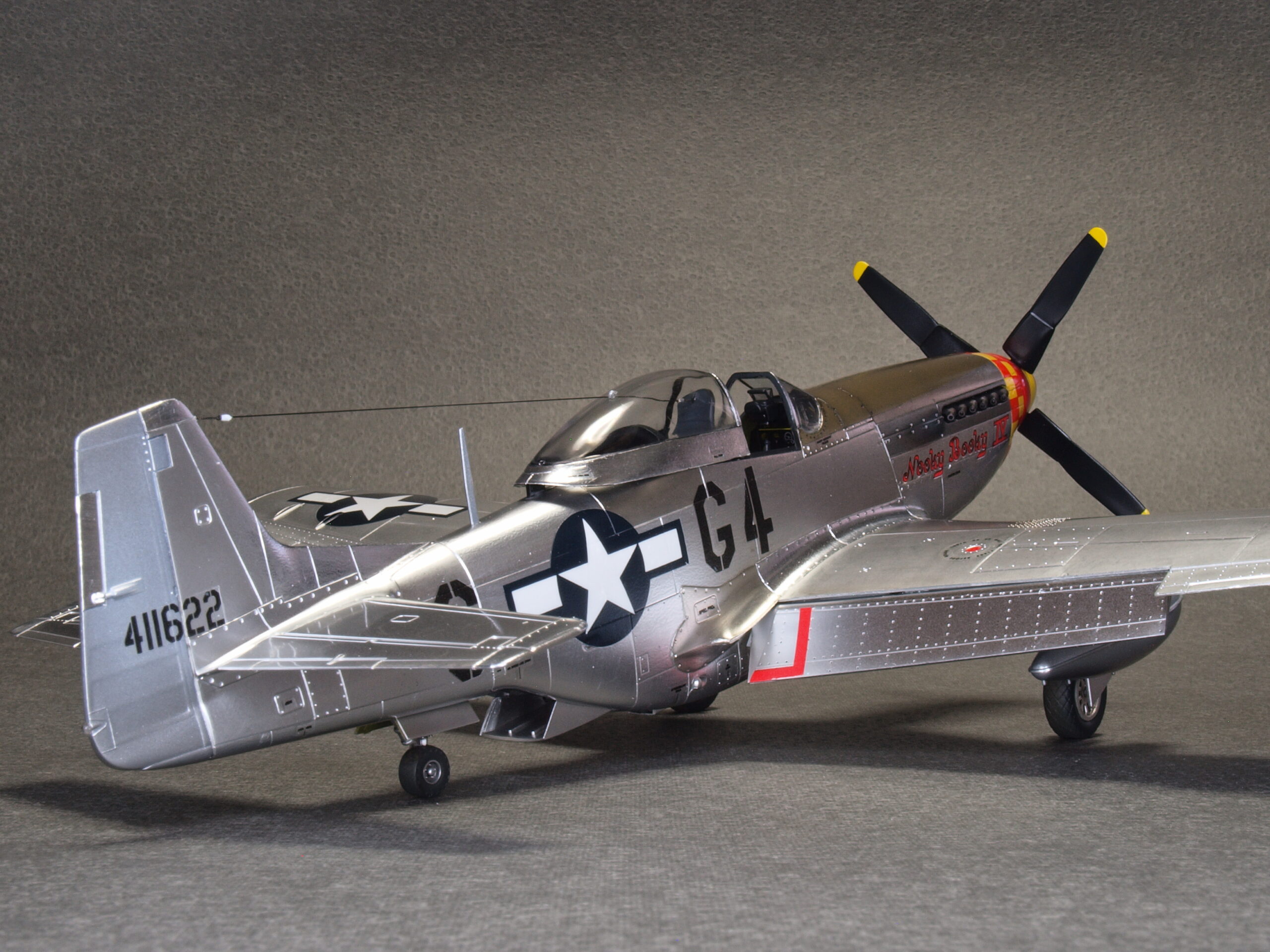 チェッカーリボン・マスタング（2024年） | 模型工房 宜楽