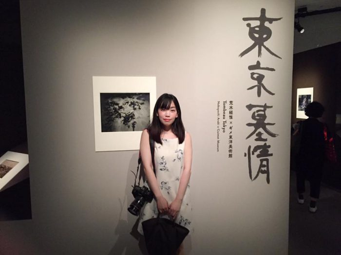 写真が物語る、日本の過去と現在「東京墓情 荒木経惟×ギメ東洋美術館