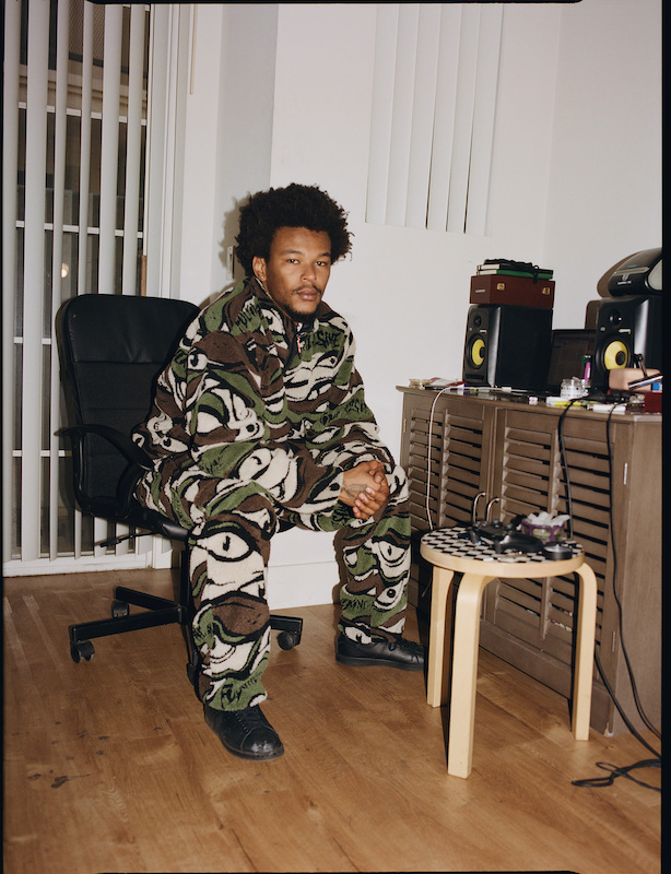 FUCKING AWESOME × adidas SHERPA JACKET & PANTSが3/18に国内発売予定