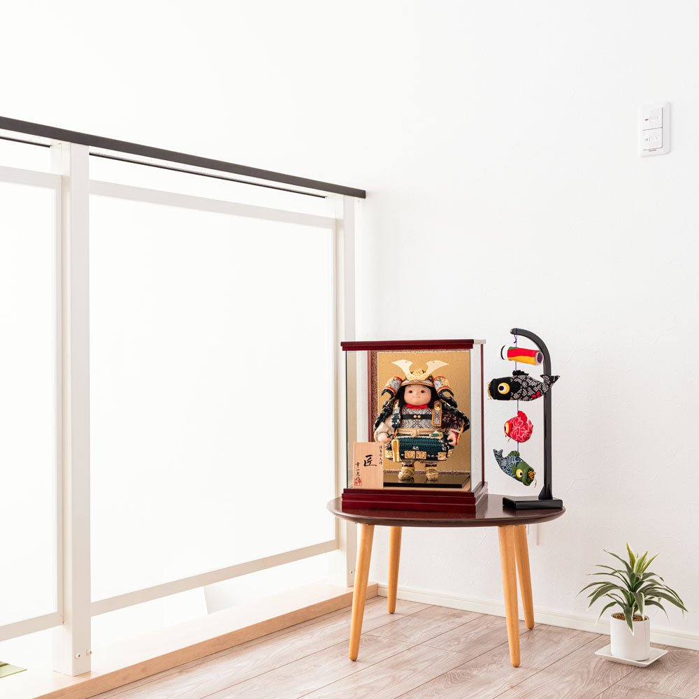 横幅30.5cm｜ケース入り 五月人形 匠 ｜ ガラスケース飾り｜ 子供大将