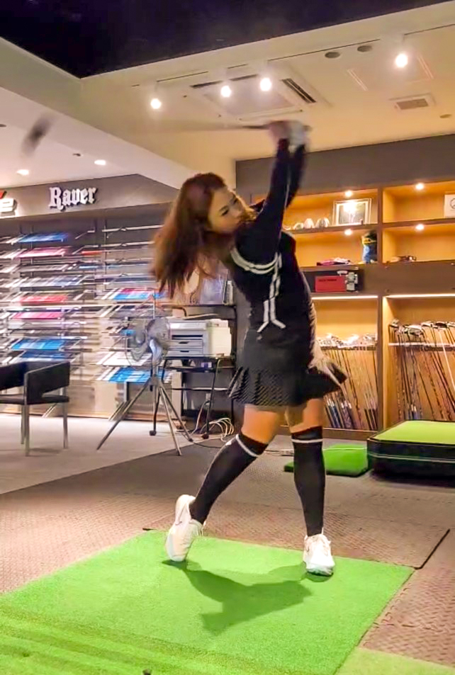 弾く』をテーマに作り込まれた『REVE DYNAMITE』がついにリリース