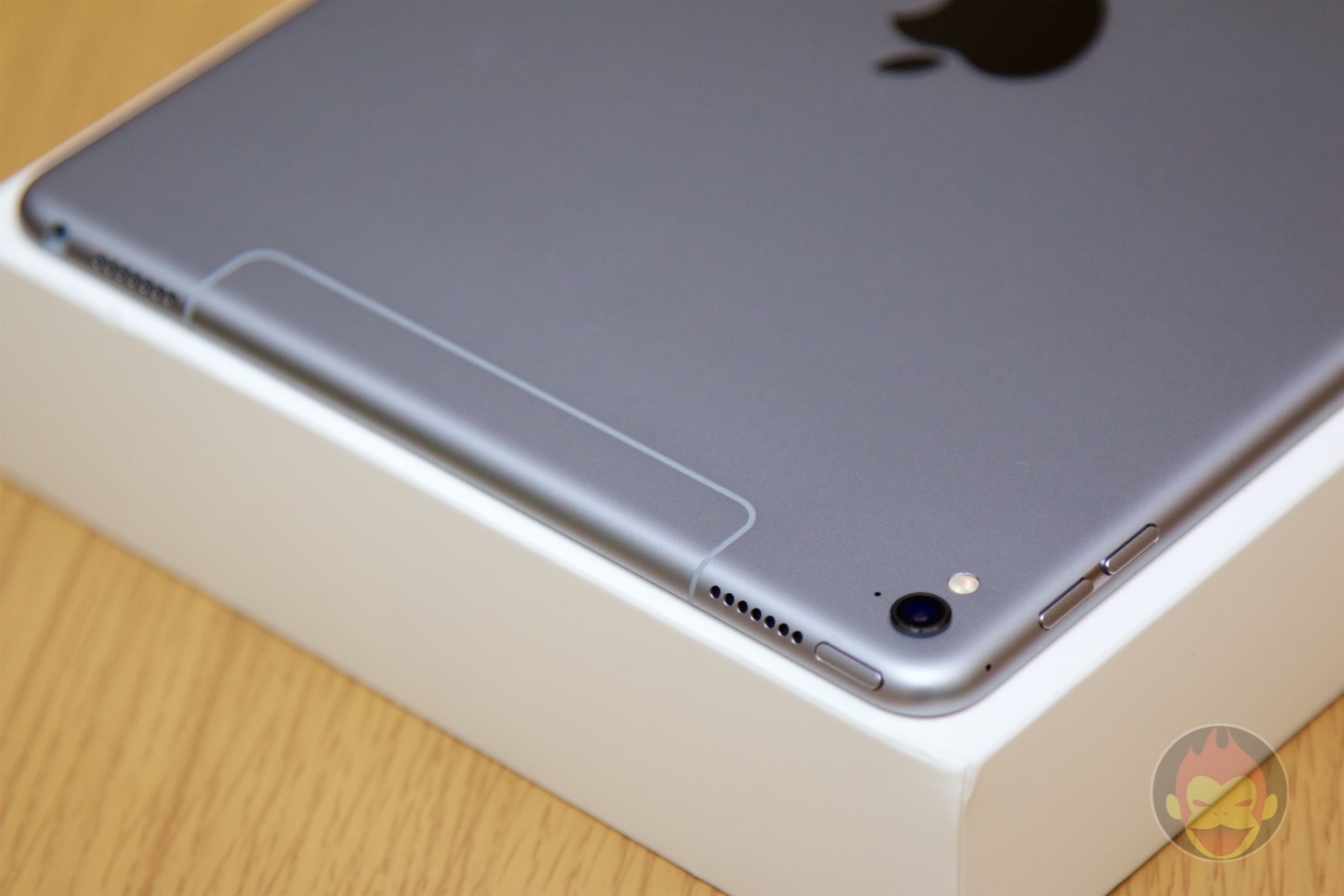 レビュー】9.7インチ型「iPad Pro / 128GB / スペースグレイ」を入手