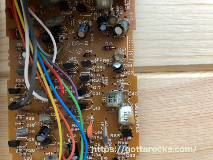 カート コバーンの使用機材、BOSSのエフェクター DS-2は日本製？台湾製？