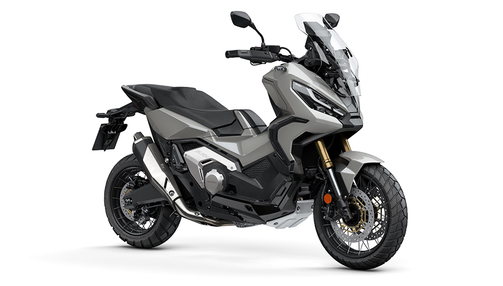 大型クロスオーバーモデル「X-ADV」の一部外観変更と装備充実を行い