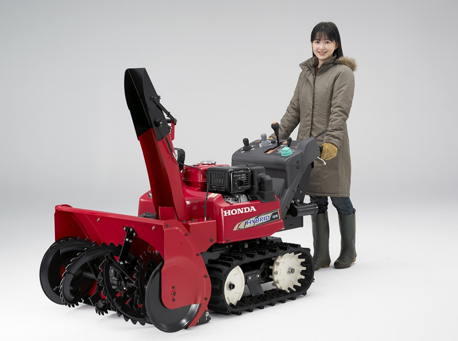 世界初、電子制御による除雪作業モード切替機能搭載の中型ハイブリッド