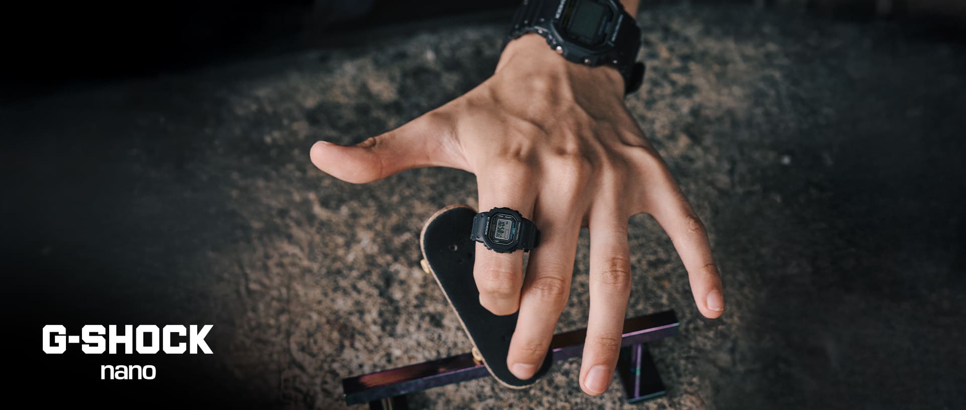 G-SHOCK nano - DWN-5600 - 製品情報 | G-SHOCK 腕時計