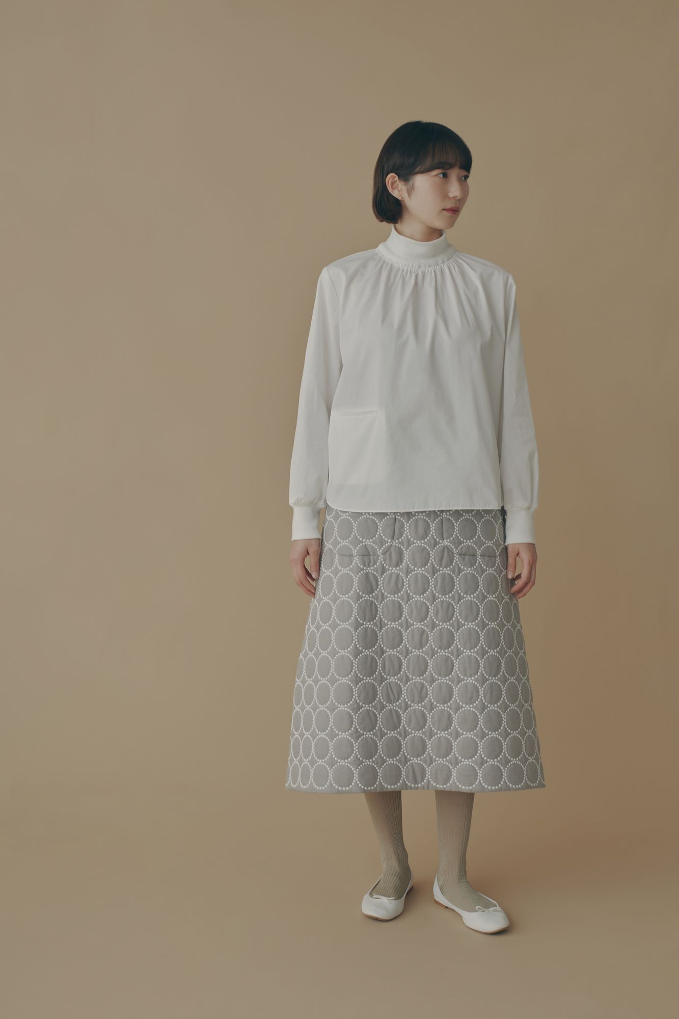 moment タートルネックブラウス - minä perhonen