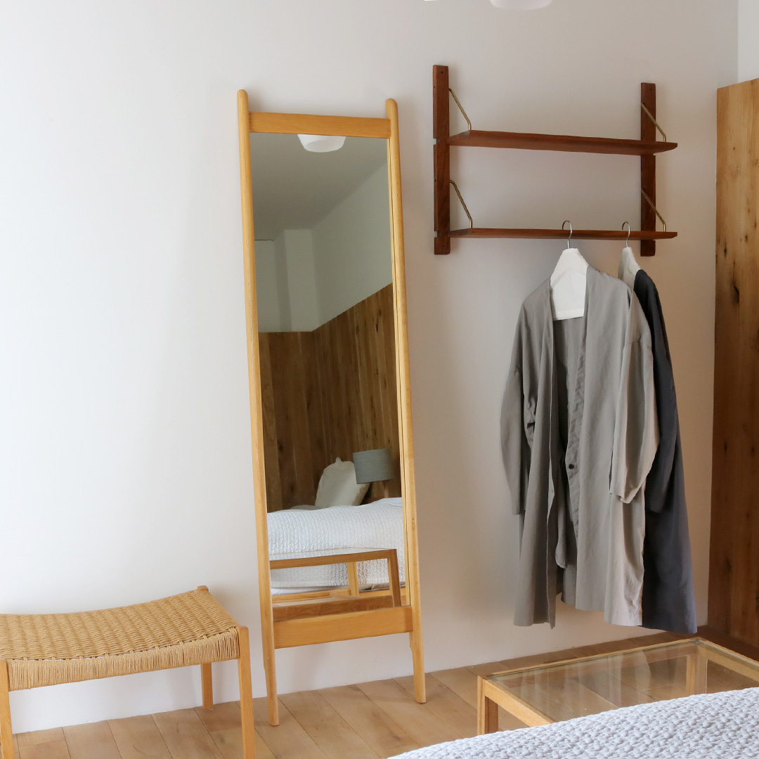 Stand Mirror［スタンドミラー］｜鏡・姿見｜Narrative - graf