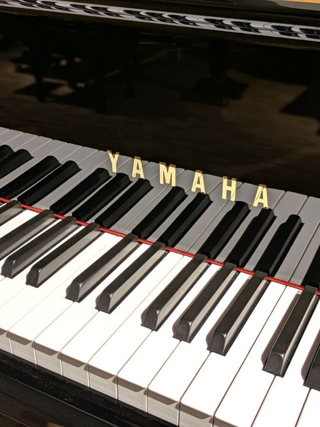 YAMAHA(ヤマハ) G5E 中古グランドピアノ 弾き手の心を歌いあげる、豊か