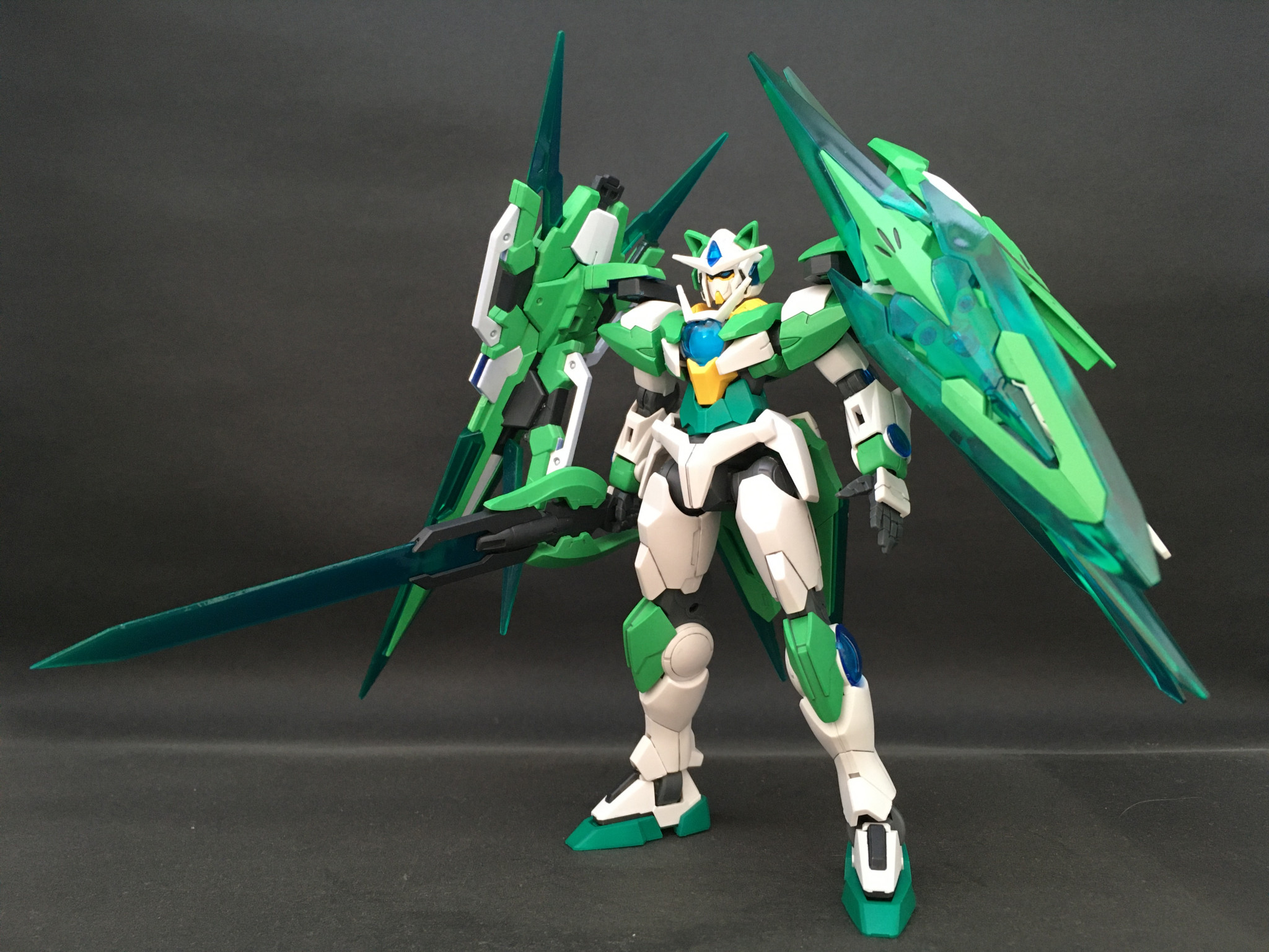 ダブルオーシアクアンタ フルセイバー改｜Etsuhouさんのガンプラ作品