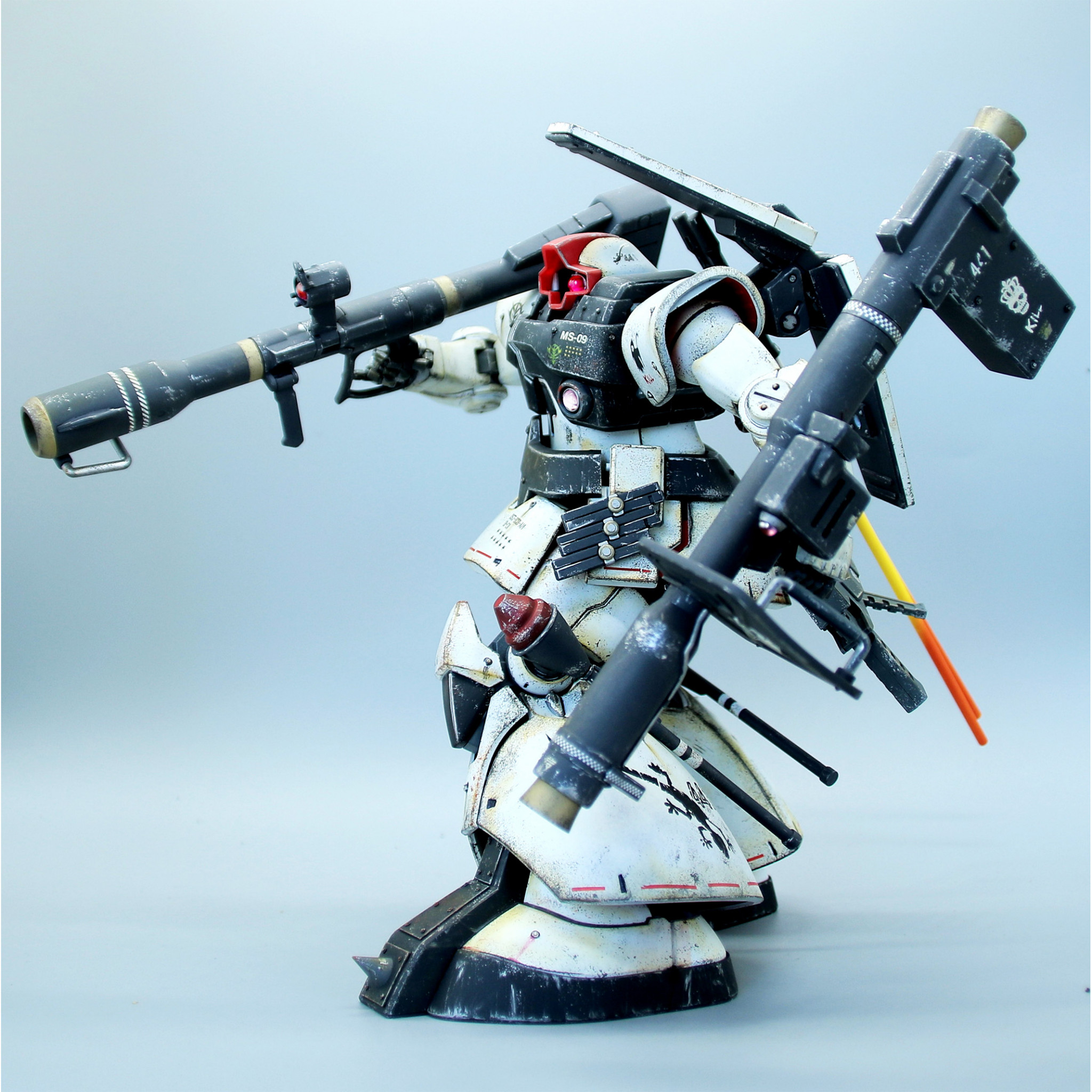 1/100Scale MG ドム アップグレード版 ホワイトオーガー エルマー