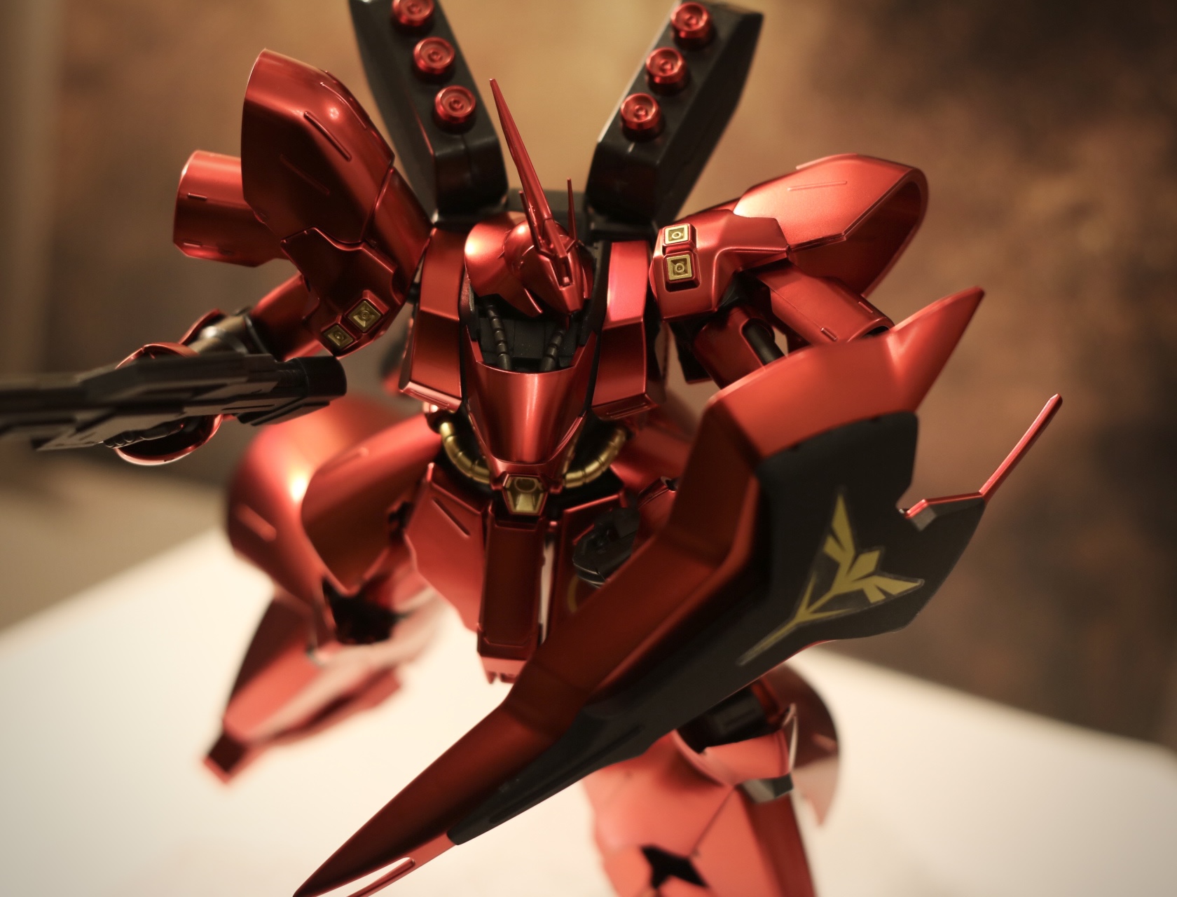 HGUC 1/144 サザビー メタリックコーティングVer.｜ゆのさんの