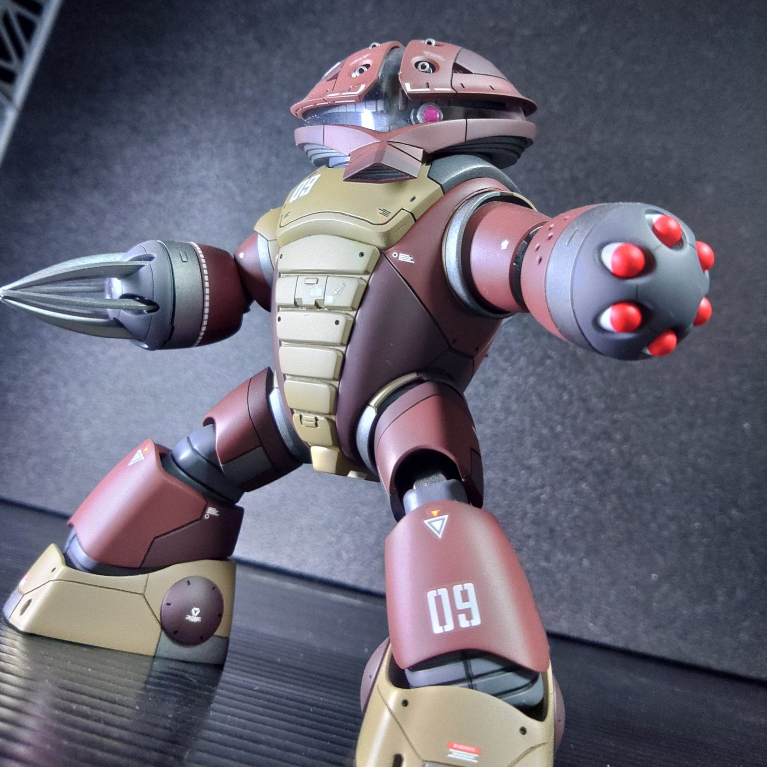 HGUCアッガイ 全塗装 小改造｜おーしゃんさんのガンプラ作品｜GUNSTA