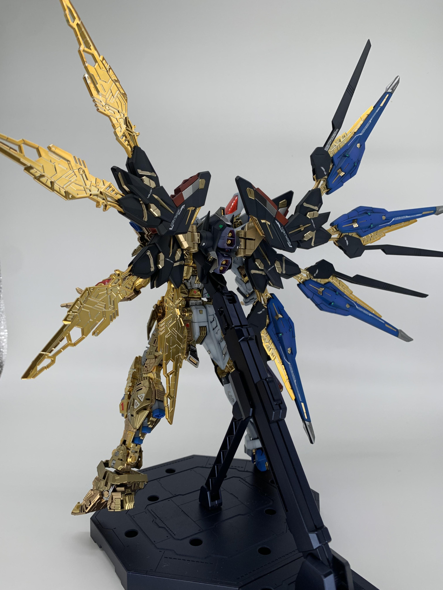 MGEX ZGMF-X20A ストライクフリーダムガンダム｜tomocatさんのガンプラ