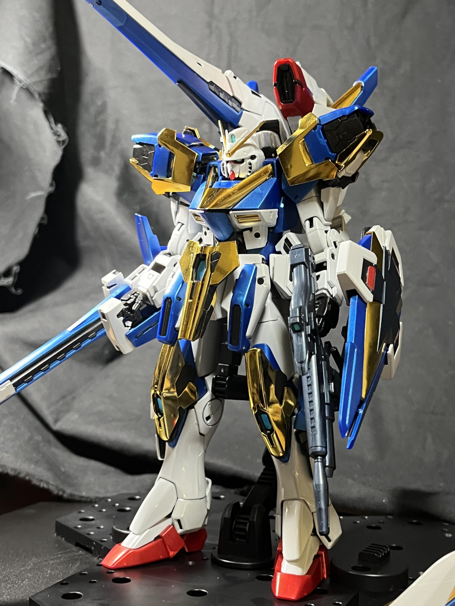 MG V2アサルトバスターガンダムverKA チタニウムフィニッシュ