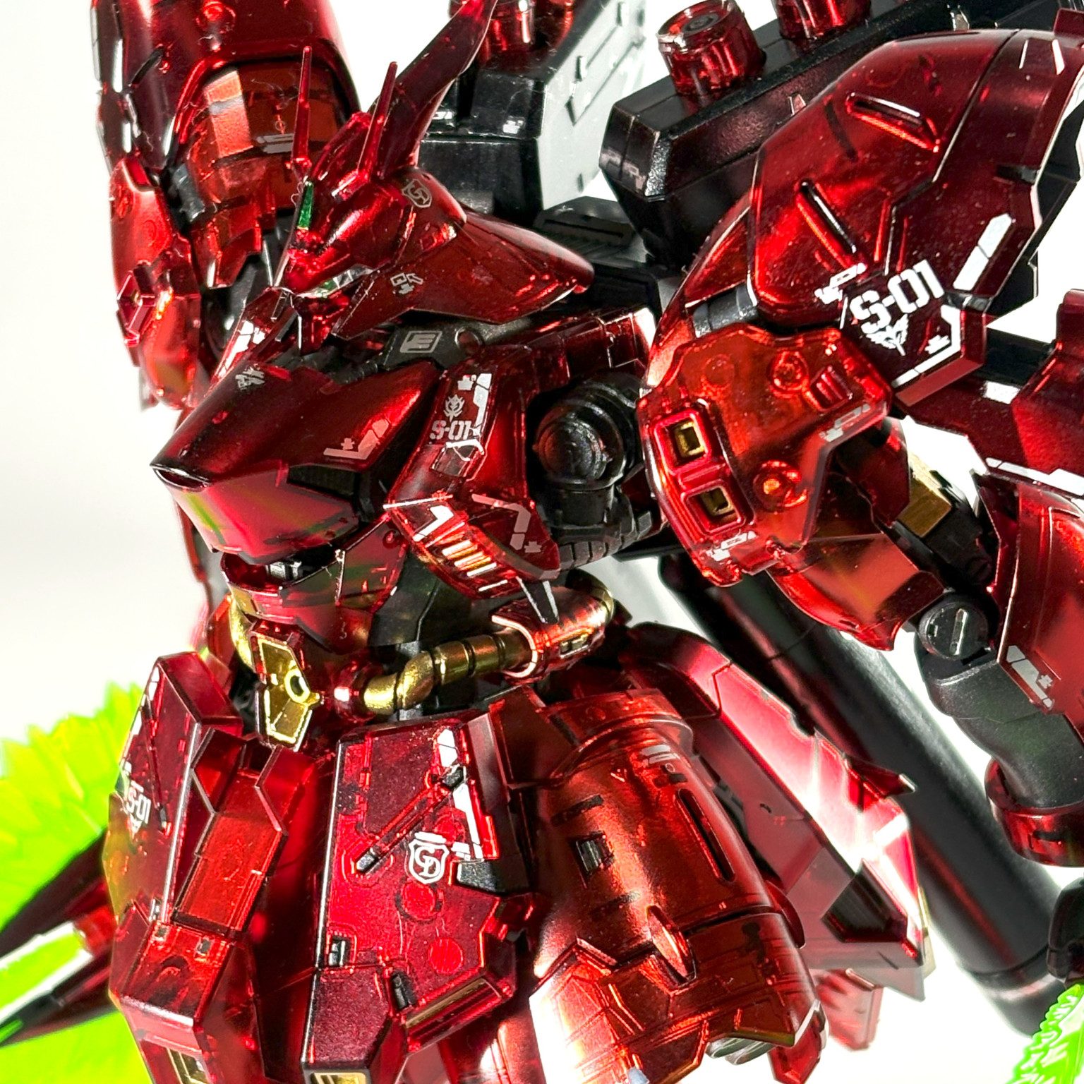 RGサザビー メカニカルコアメッキ｜浅見ゆうきさんのガンプラ作品