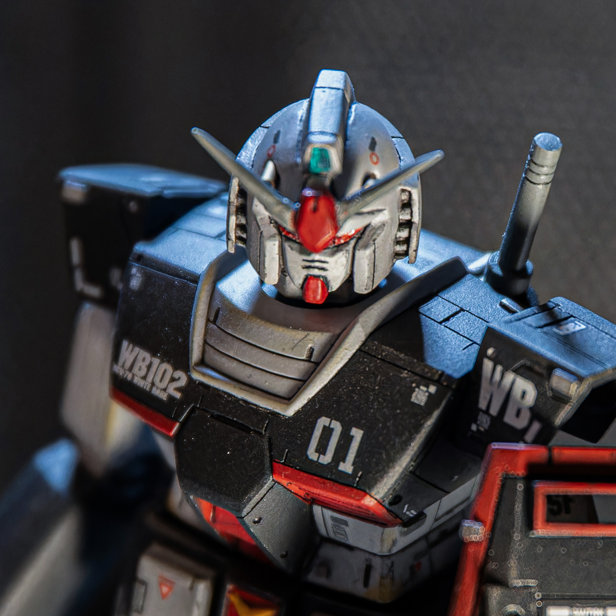 再販品旧キット 1/144 ガンダム RX-78-1 プロトタイプガンダム風カラー