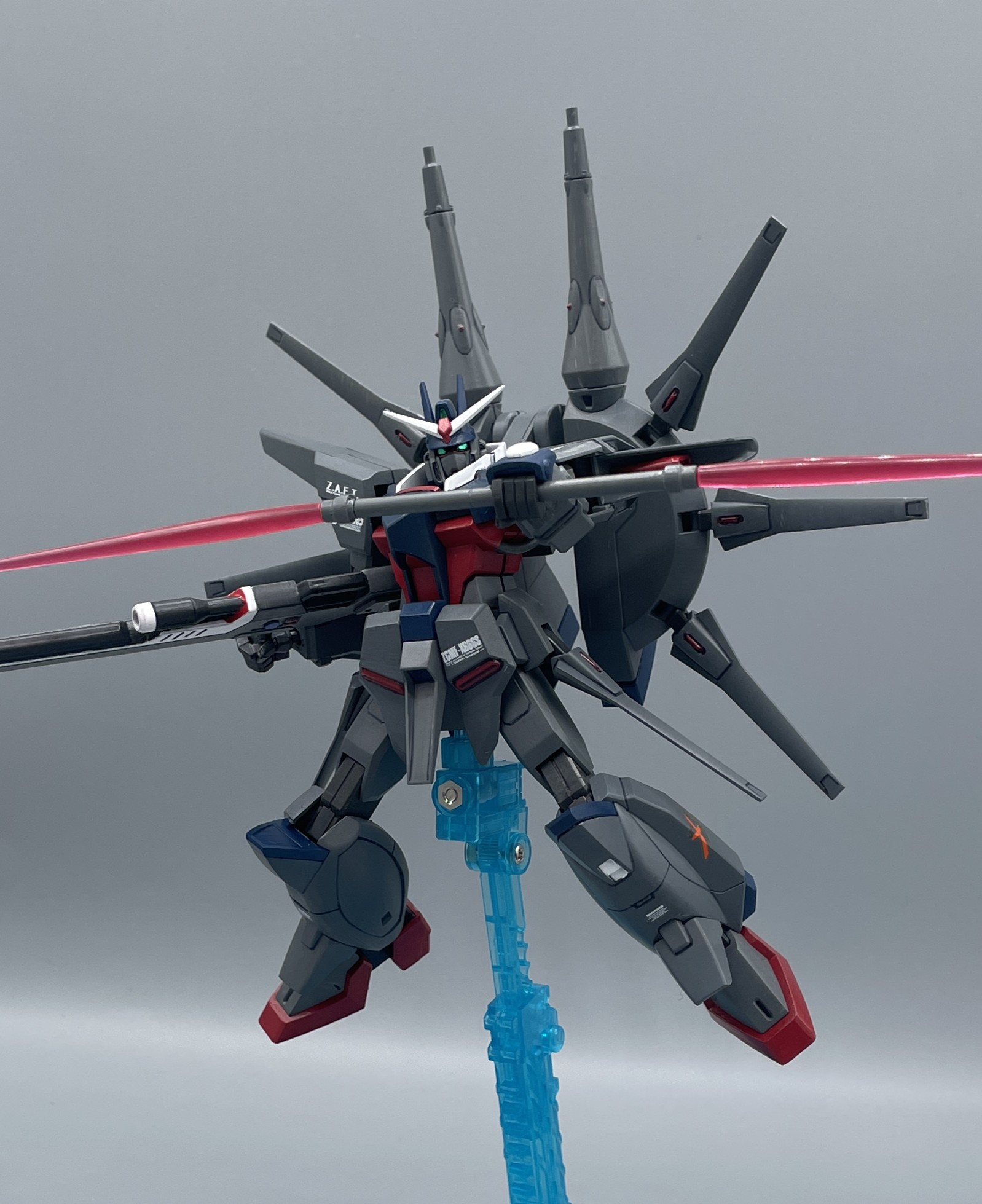 旧HG】レジェンドガンダム【筆塗り全塗装】｜キャンプラさんのガンプラ