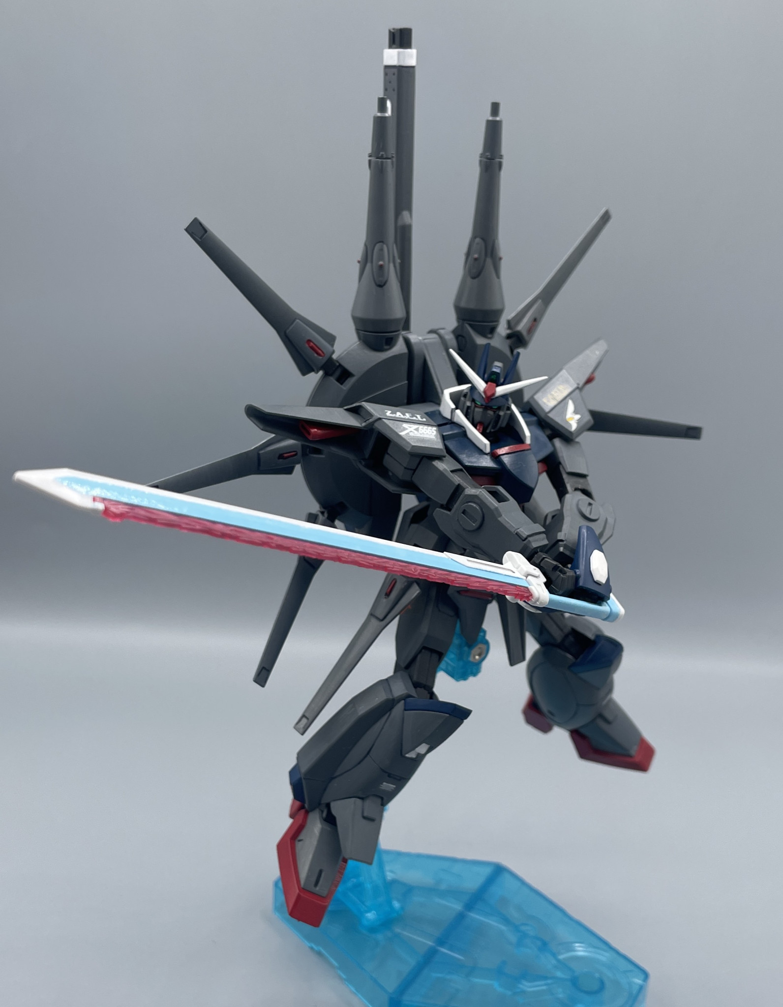 旧HG】レジェンドガンダム【筆塗り全塗装】｜キャンプラさんのガンプラ