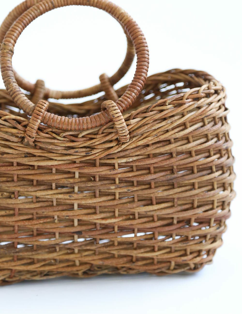 あけび蔓かごバッグ 妻胴張リング小（巾着付） | 石見銀山 群言堂