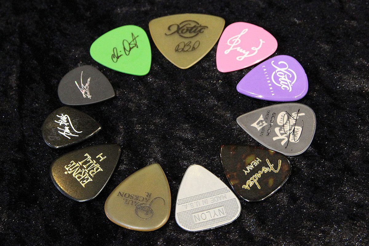 Xotic RC Boosterの20周年を記念した特別なセットが限定1000台で発売