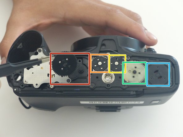 Canon EOS Rebel XS 35mm 裏蓋の交換 - iFixit 修理ガイド