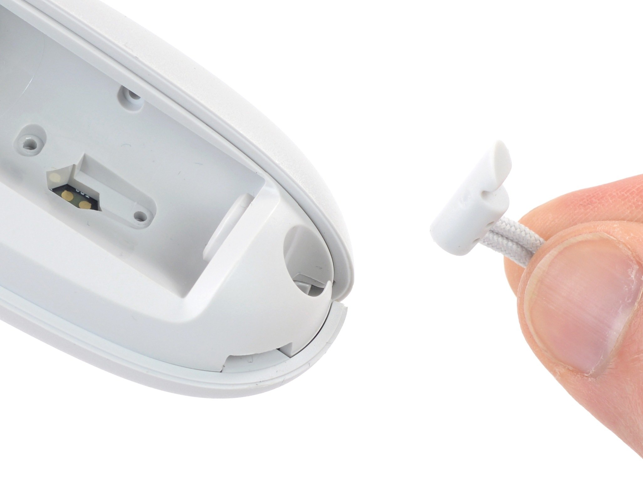 Meta Quest 2 コントローラー リストストラップ の交換 - iFixit 修理