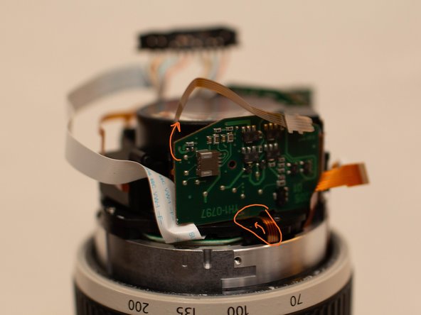 Canon EF 70-200mm f/2.8L IS USM Zooming Key Replacement - iFixit