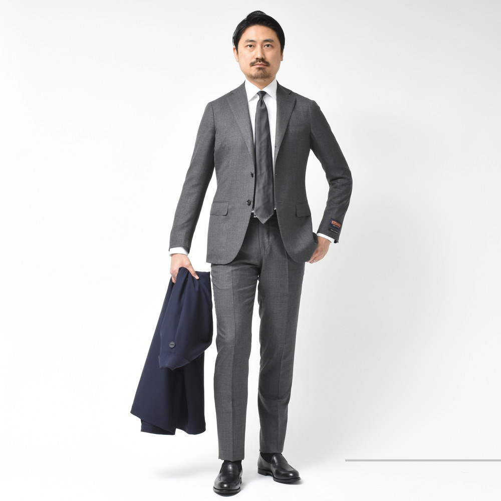 グレーのイメージが変わるかもしれません！？RING JACKET（リング