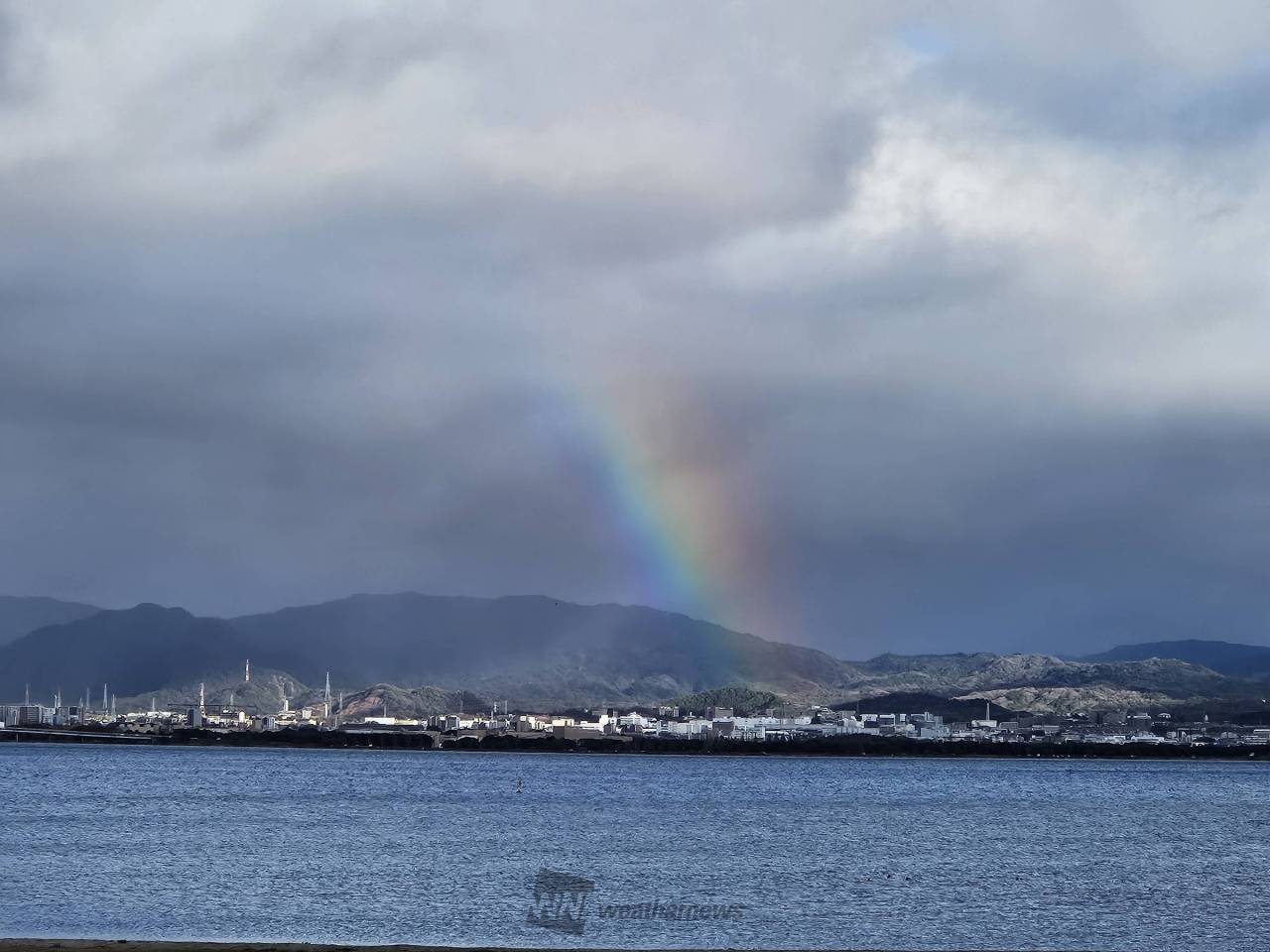 雨上がりの空に虹 注目の空の写真 ウェザーニュース