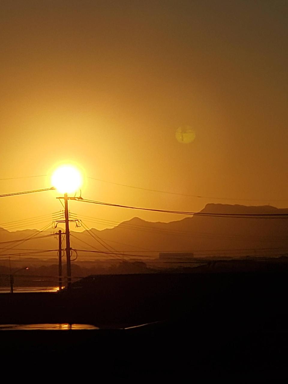 師走最初の金曜日の夕焼け 注目の空の写真 ウェザーニュース