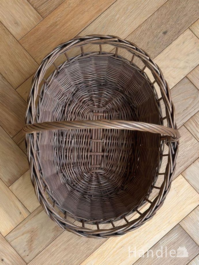 英国アンティークおしゃれなアンティーク、透かし編みデザインが可愛い