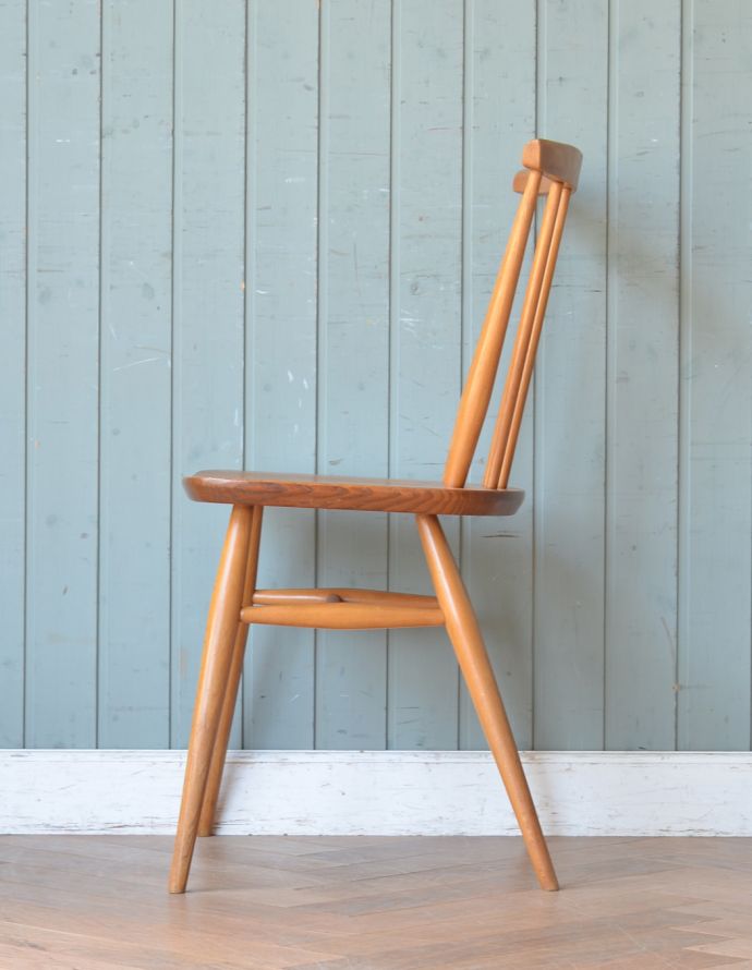 アーコールのボウバックチェア（4本・カスタード色・ハの字脚・タグ