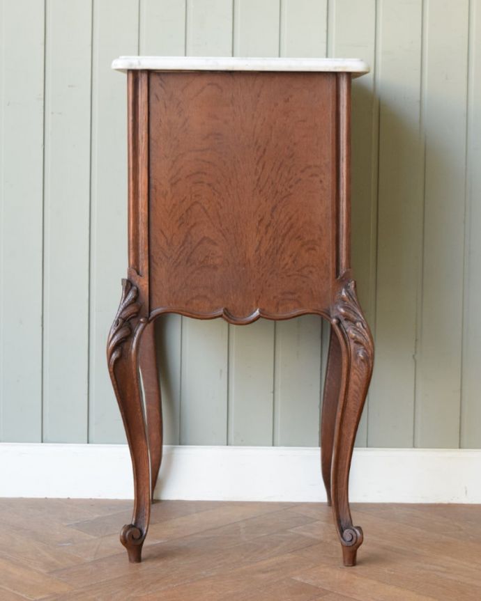 フランスのアンティーク家具、大理石天板のナイトテーブル（サイド