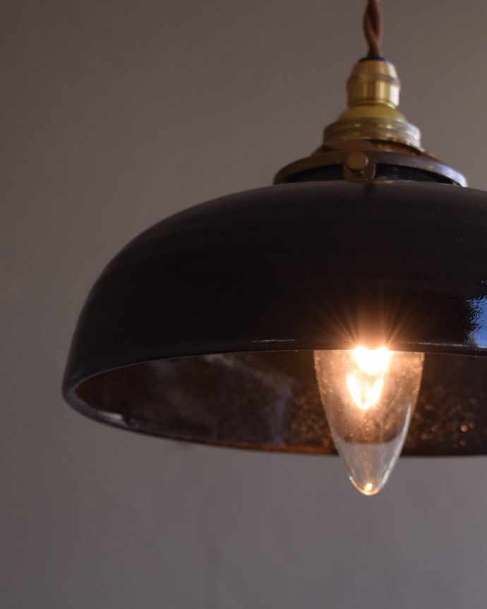 陶器製シェードのペンダントランプ（ブラック）（コード・シャンデリア