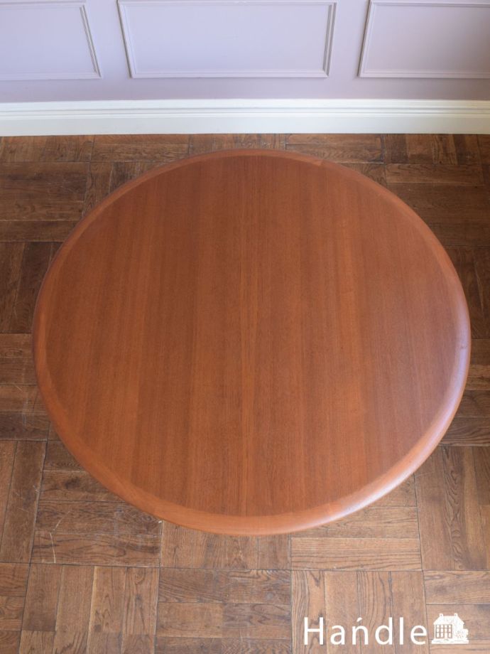 ビンテージのコーヒーテーブル、シンプルなデザインがかっこいいロー