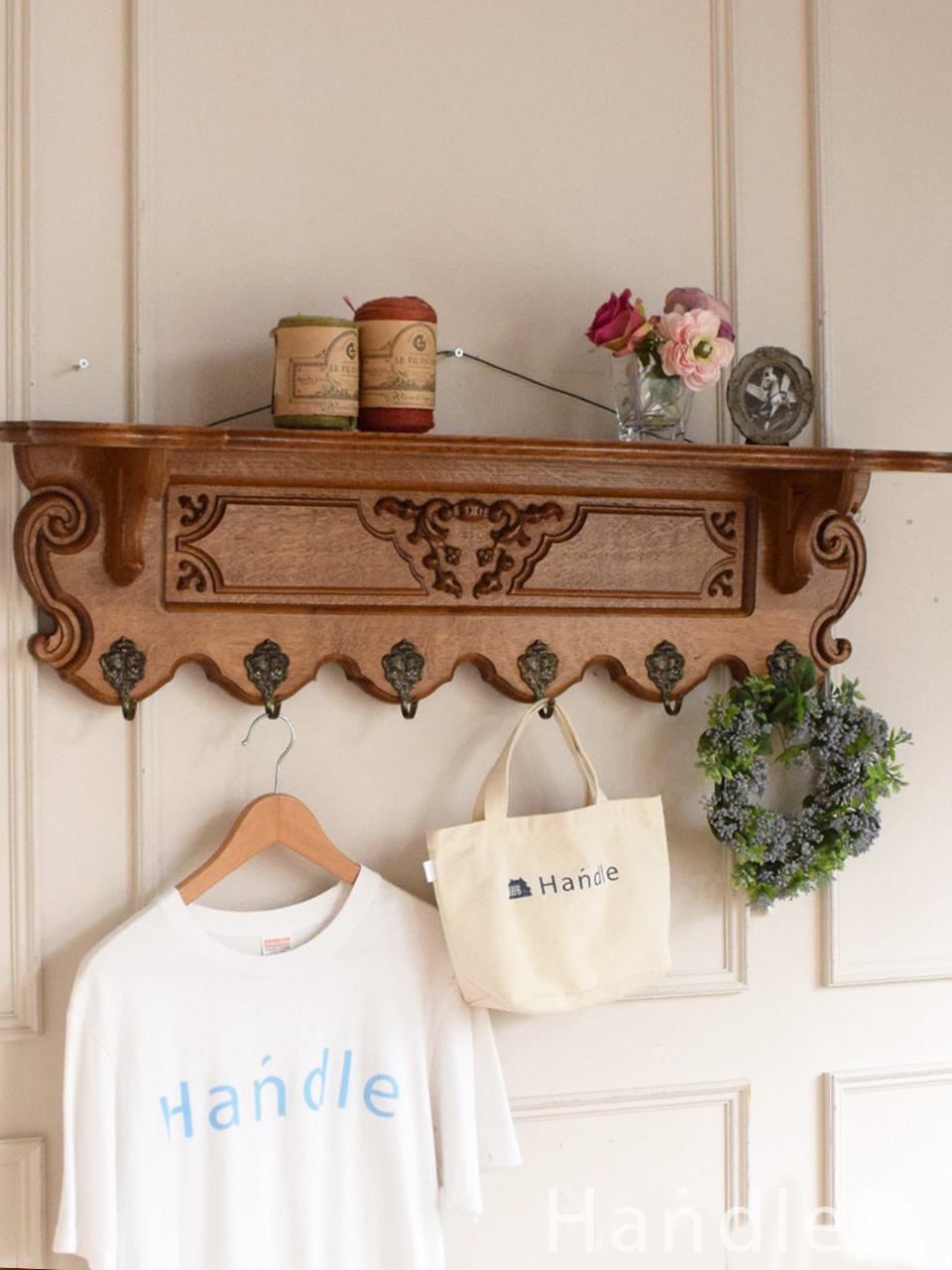 フランスのおしゃれなアンティーク、壁付けのウォールハンガーシェルフ