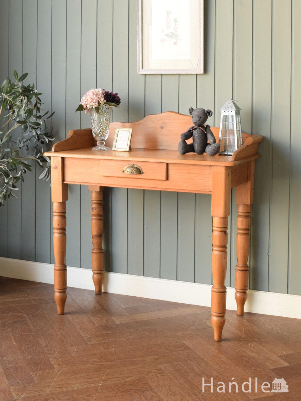 イギリスから届いたアンティークのコンソールテーブル、マホガニー材の