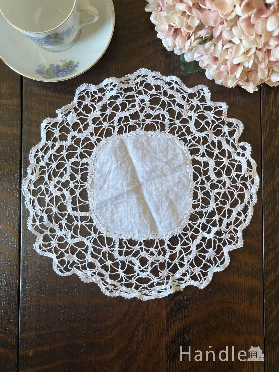 フランスのアンティーク雑貨、フルーツ模様が可愛いクロッシェレースの