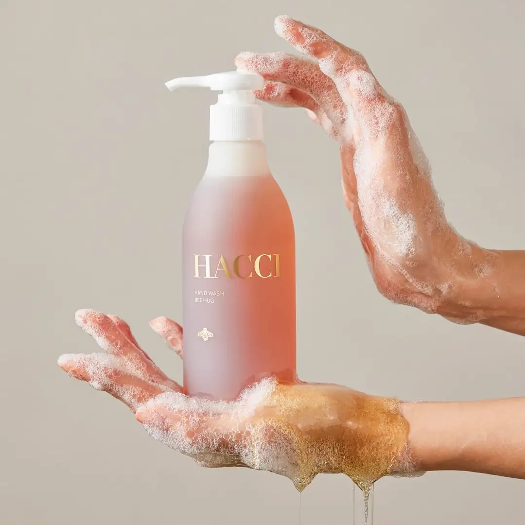 プレミアムハンドケア BEE HUG｜HACCI公式オンラインストア
