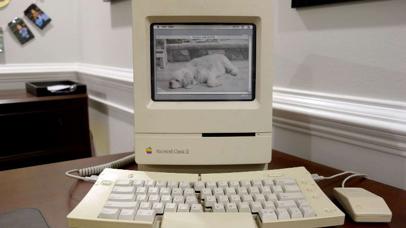 Macデスクトップ Apple Macintosh Classic II Macデスクトップ