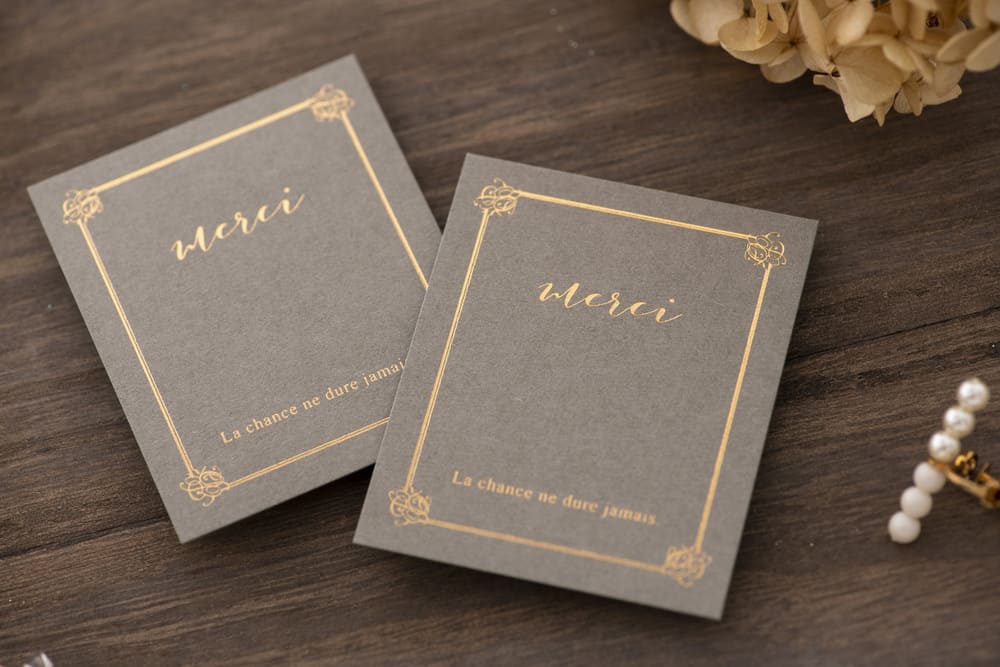 アクセサリー台紙・プライスカード「シックなグレーの箔押しカード