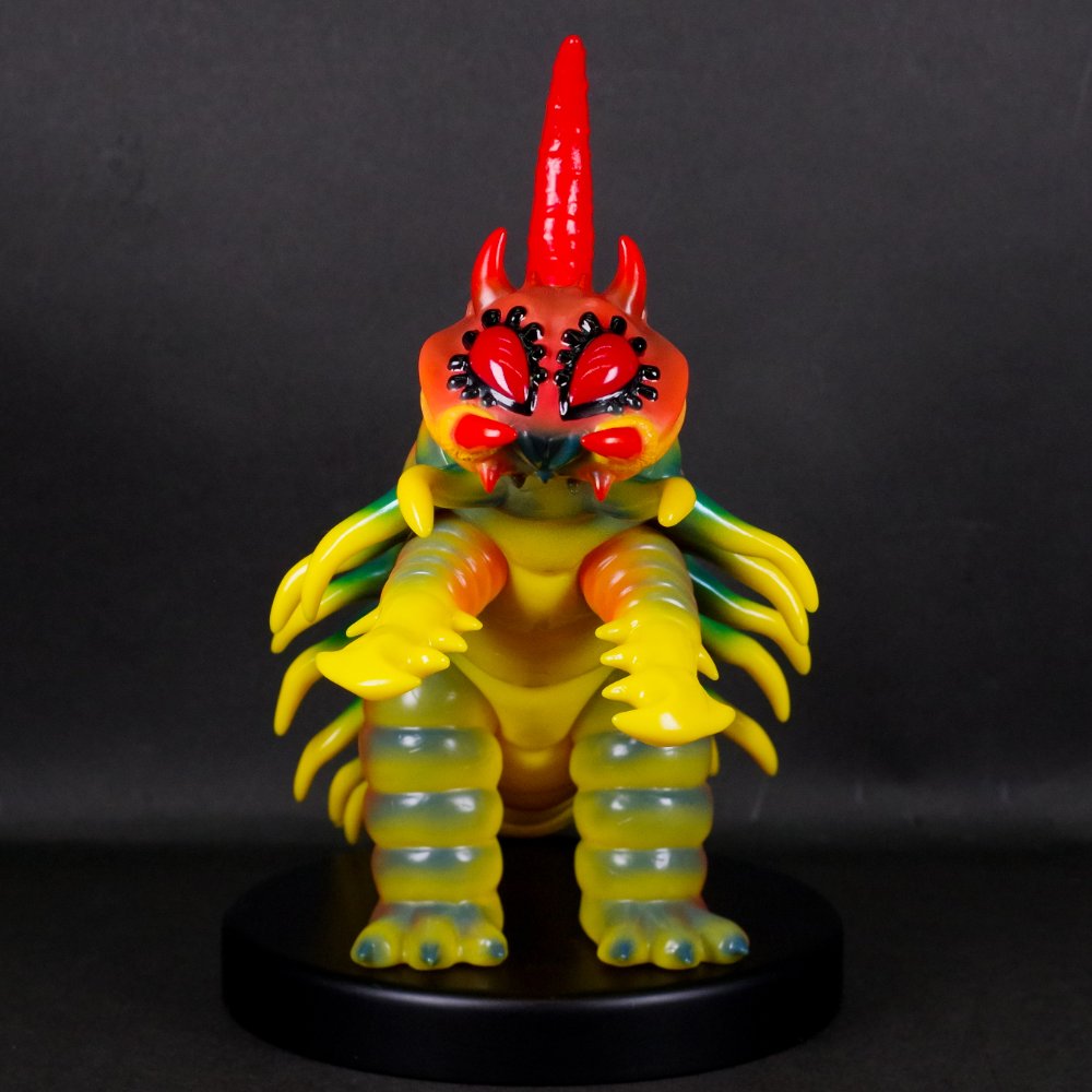 1月20日(土)より販売開始】【ドリームロケット】百足怪獣 ドグマが登場