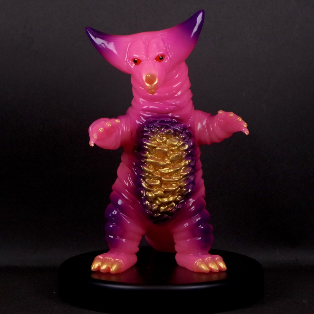 12月23日(月)18時より抽選開始】【STRANGE GALLERY】ゴモラ(桃蓄光)が