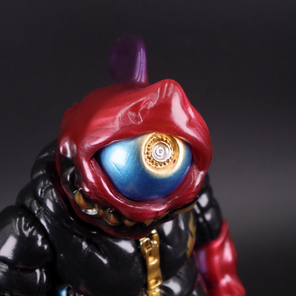 8月1日(金)18時より抽選開始】【Momoco Studio X GYAROMI】赤い地獄鮫