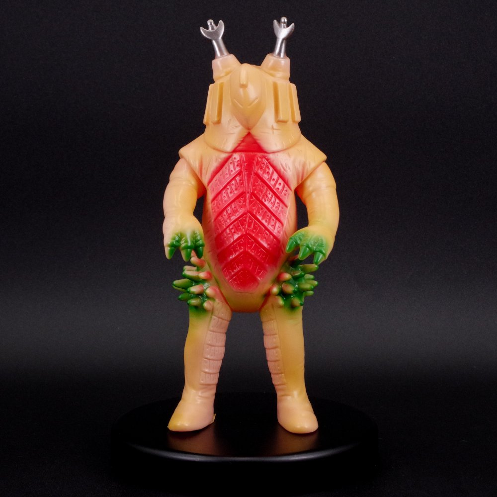 9月13日(土)より《TSUBURAYA CONVENTION 2025》で販売開始