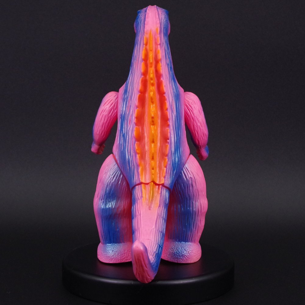 1月24日(金)より受注受付開始】【ブルマァク】ゴジラ プラモ版(ピンク