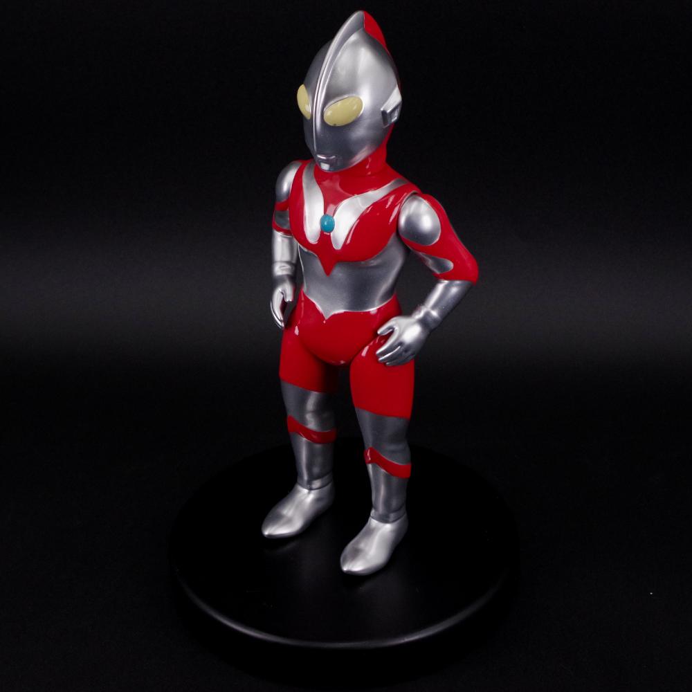 12月18日(木)11時より受注開始】【M78Toys】ウルトラマン(墓場の画廊