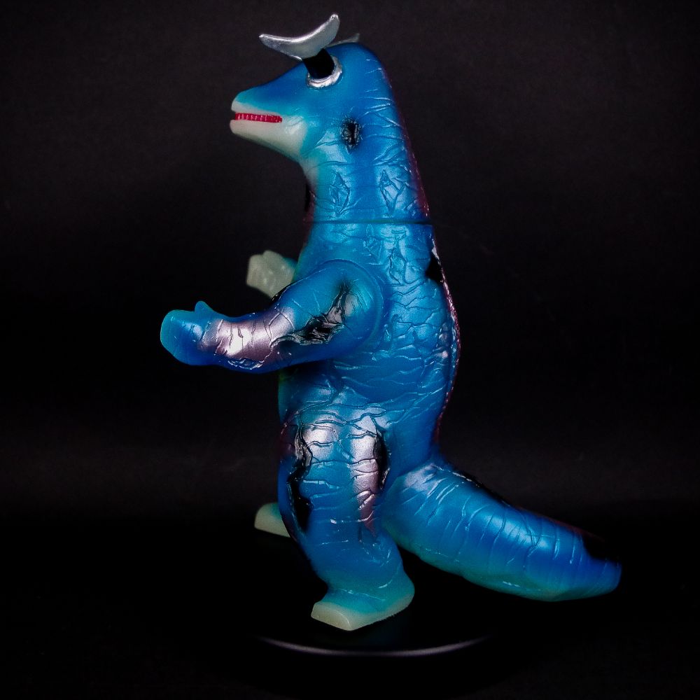 12月7日(水)14:00より受注受付開始】【ブルマァク】宇宙怪獣エレキング