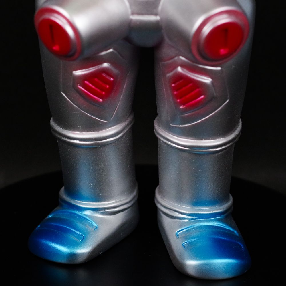 12月24日(日)より販売開始】【ブルマァク】キングジョー(シルバー)が